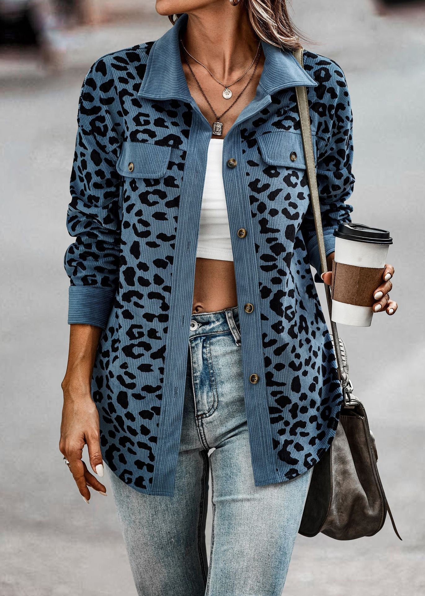 Berg-Feldt | Gemusterte Luipaard Jacke Stil