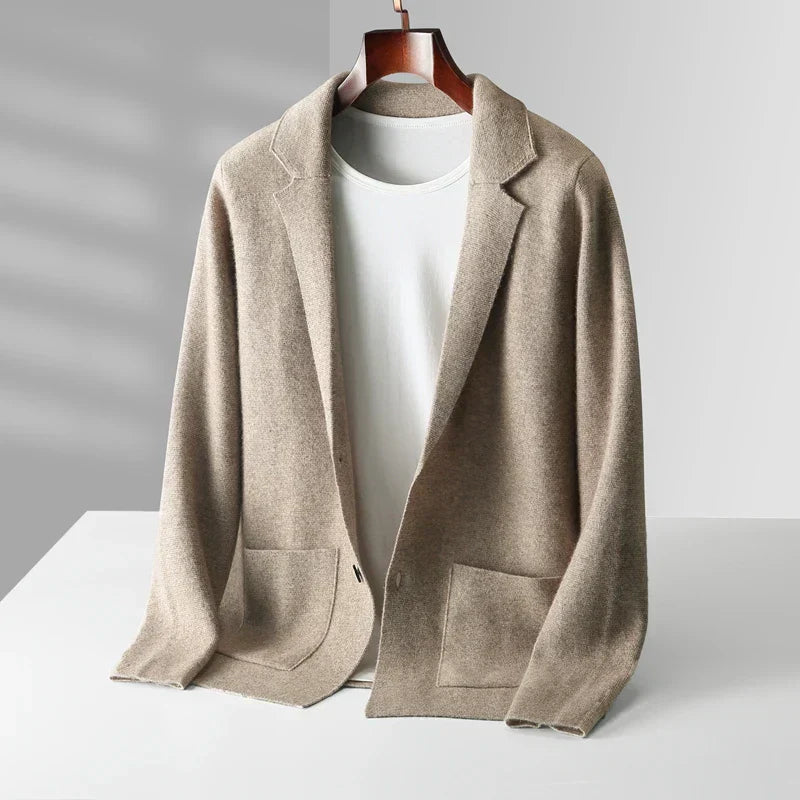 Berg-Feldt | Strickjacke für Herren – warm & stilvoll
