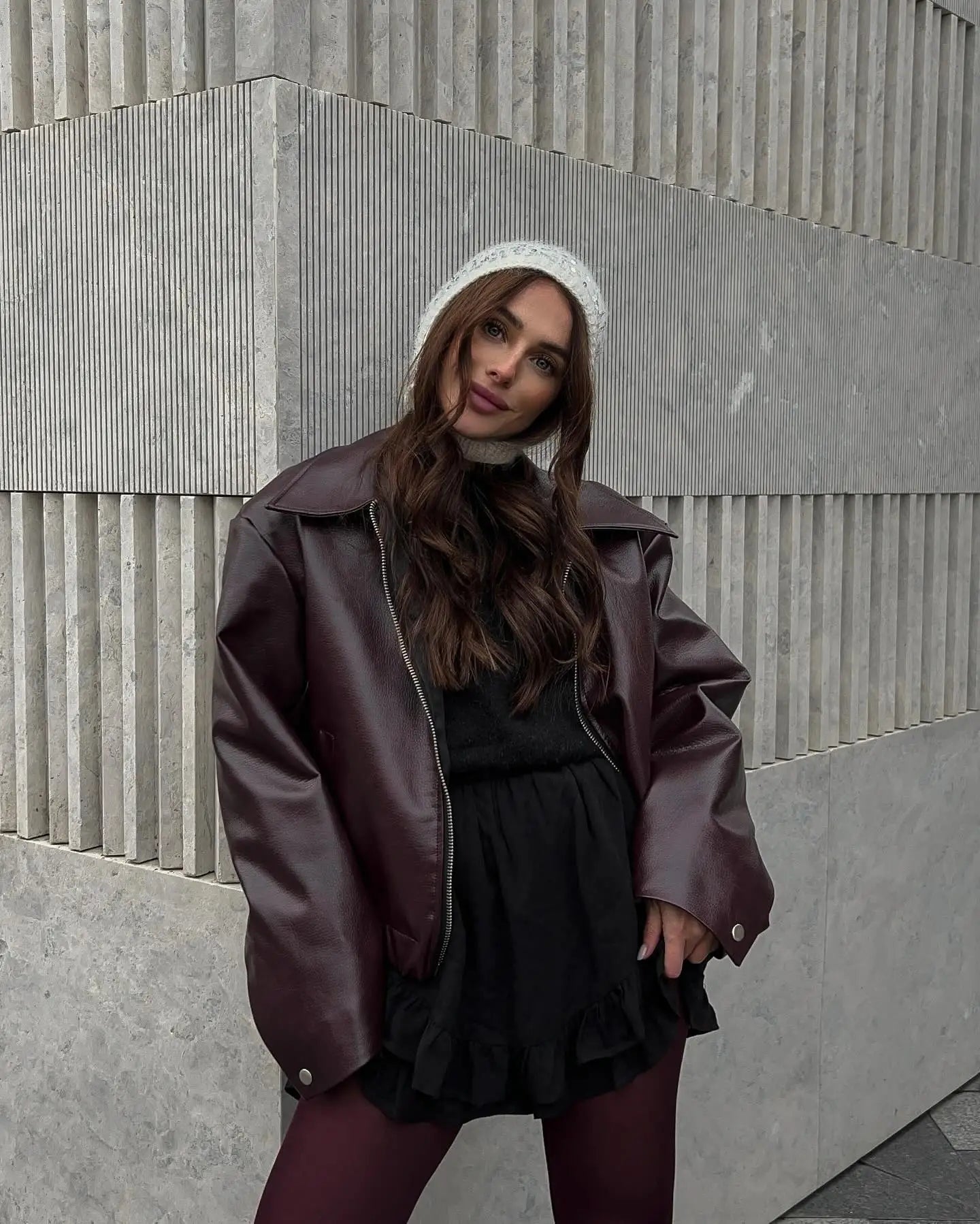 Veste courte en cuir Aurian pour femme - coupe ajustée