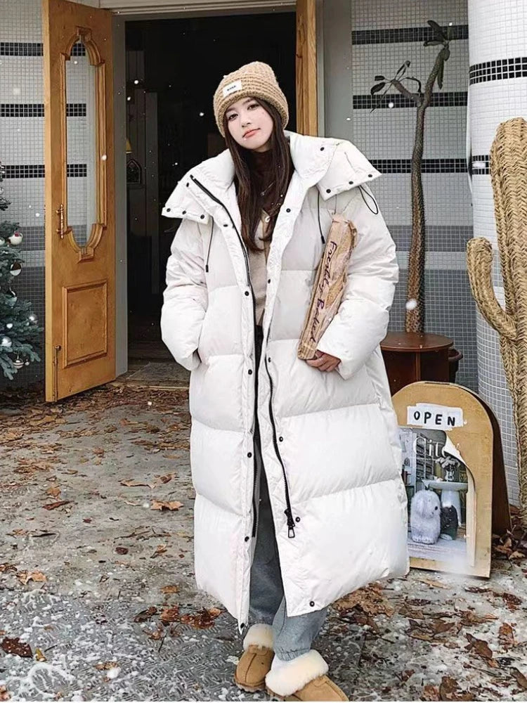 Berg-Feldt | Lange Pufferjacke mit Kapuze für Damen - Winter