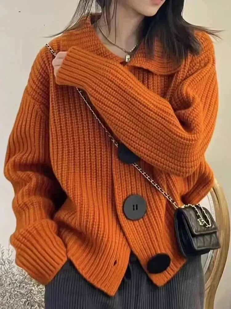 Berg-Feldt | Elegante Strickjacke mit Knopfverschluss