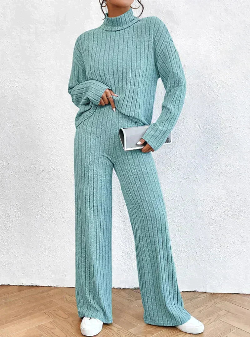 Berg-Feldt | Gestrickte Hose und Rollkragenpullover für Damen