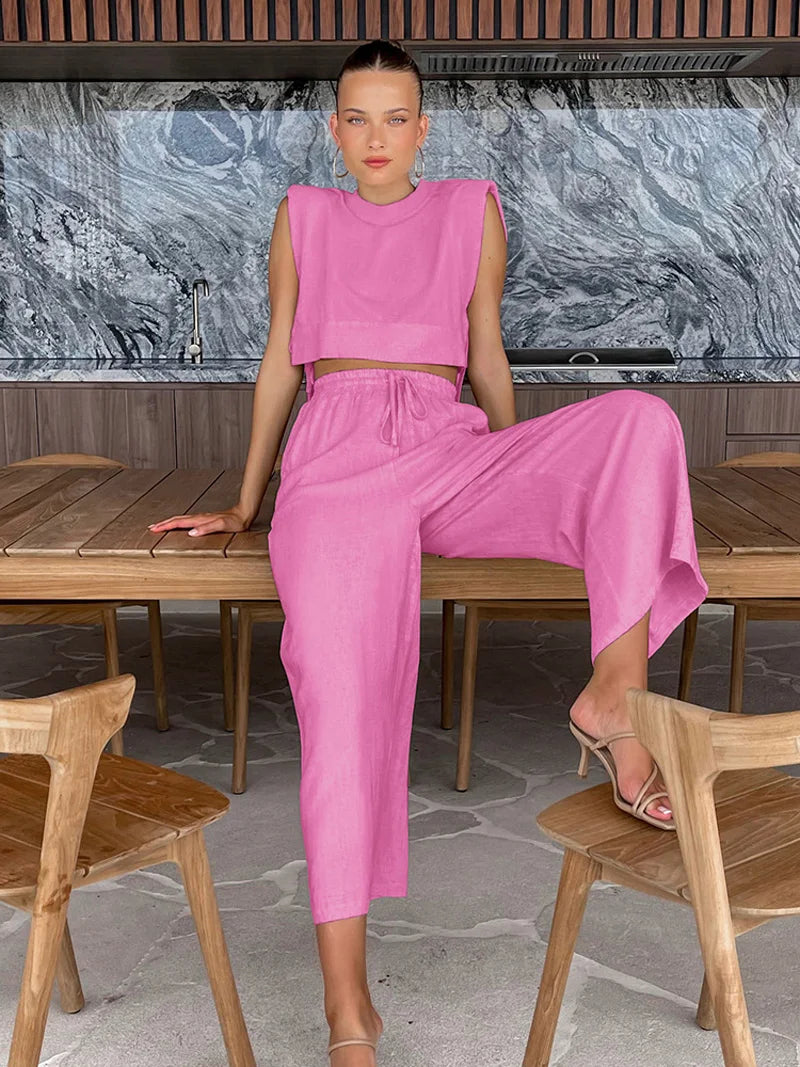 berg-feldt | Linen Two-Piece Set: Cropped Top and Matching Pants