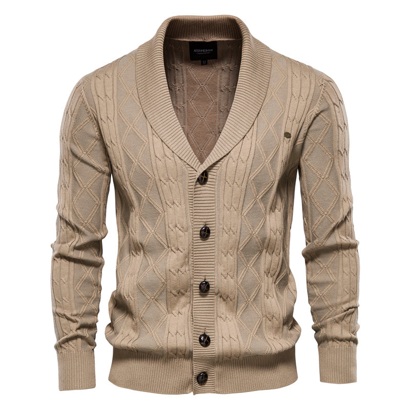 Herren-Strickjacke mit V-Ausschnitt und Zopfmuster