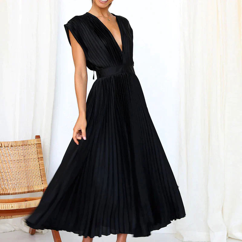 Élégante robe plissée de Lena