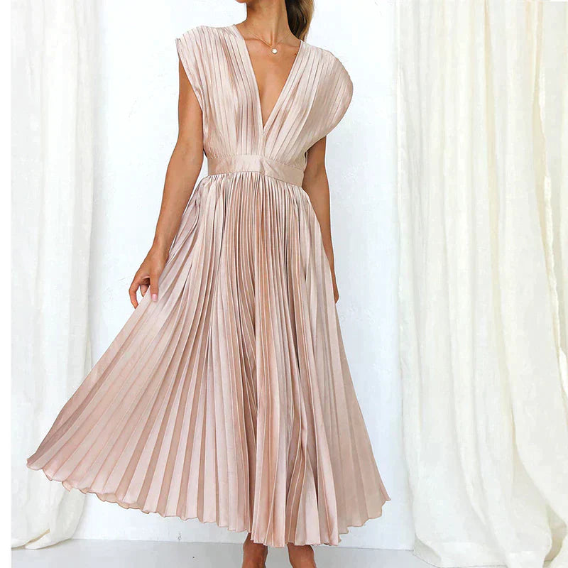 Élégante robe plissée de Lena