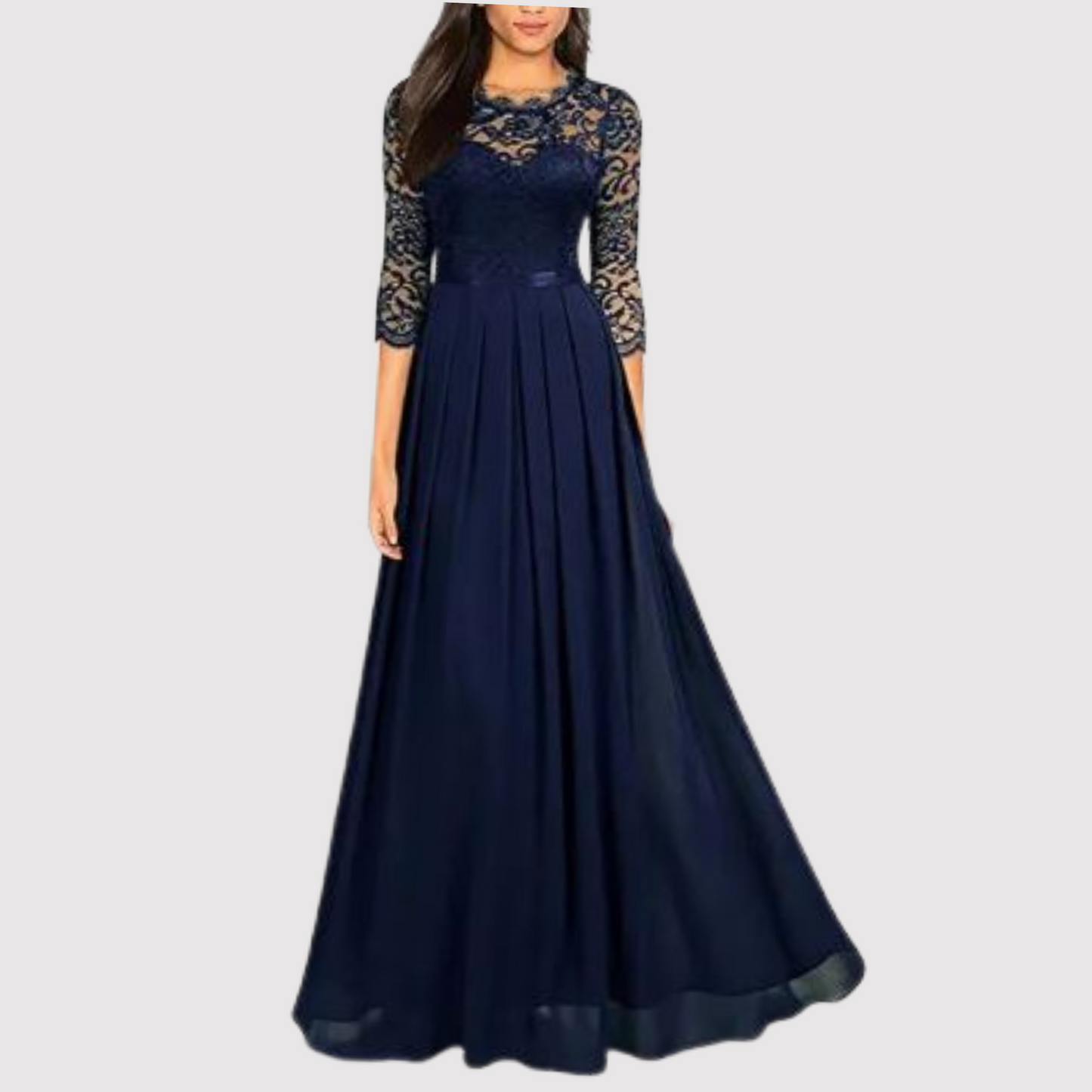 Alina:  Ein heißes Spitzen-Chiffonkleid