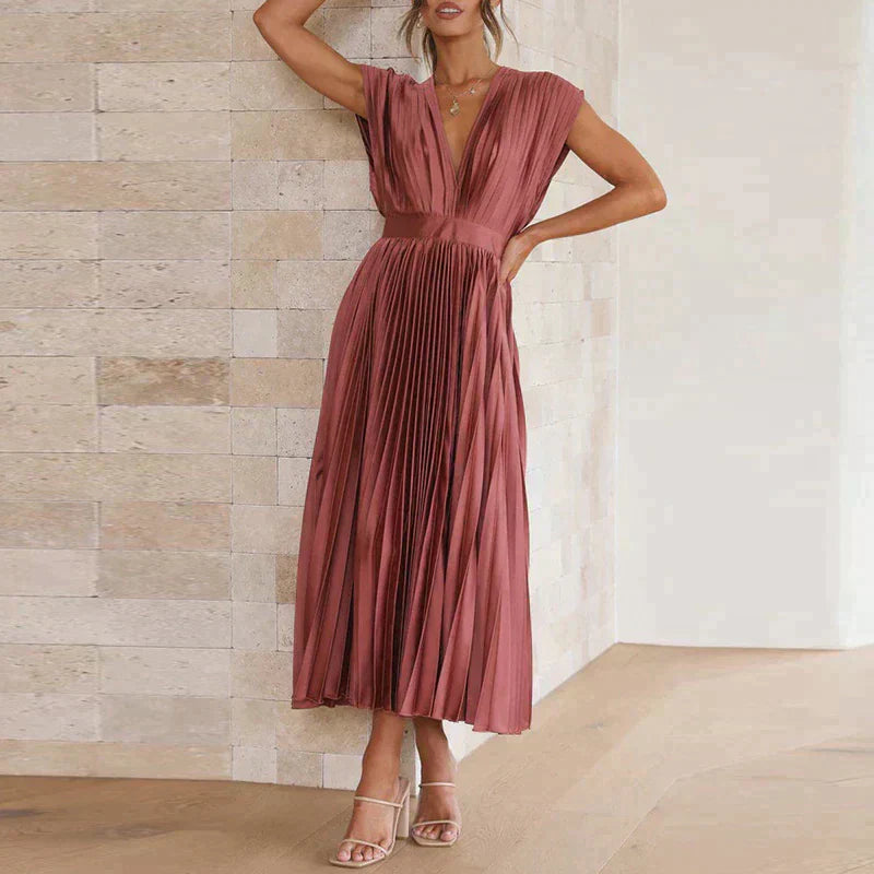 Élégante robe plissée de Lena
