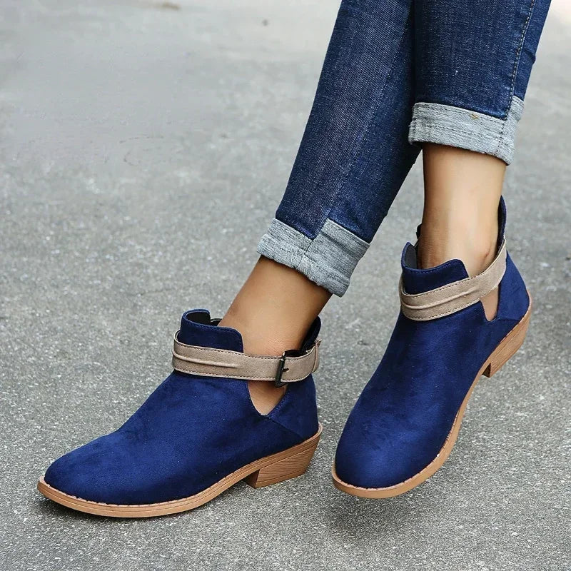 Berg-Feldt | Stiefeletten mit Verstellbarem Riemen und Spitzer Zehe