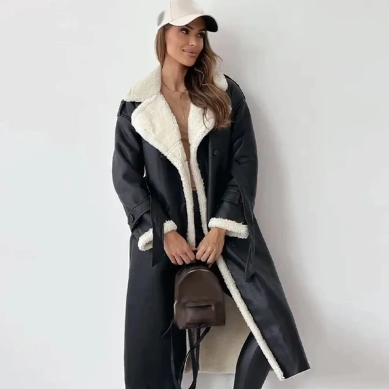 Berg-Feldt | Lange Klassische Jacke mit Fleece Fütterung und Teddykragen
