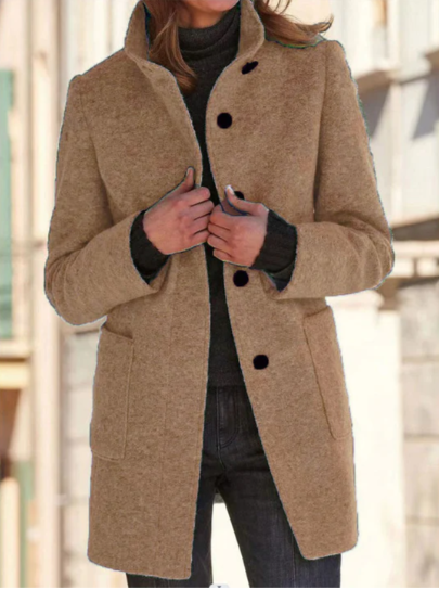Berg-Feldt | Stylischer & Eleganter Knopfmantel