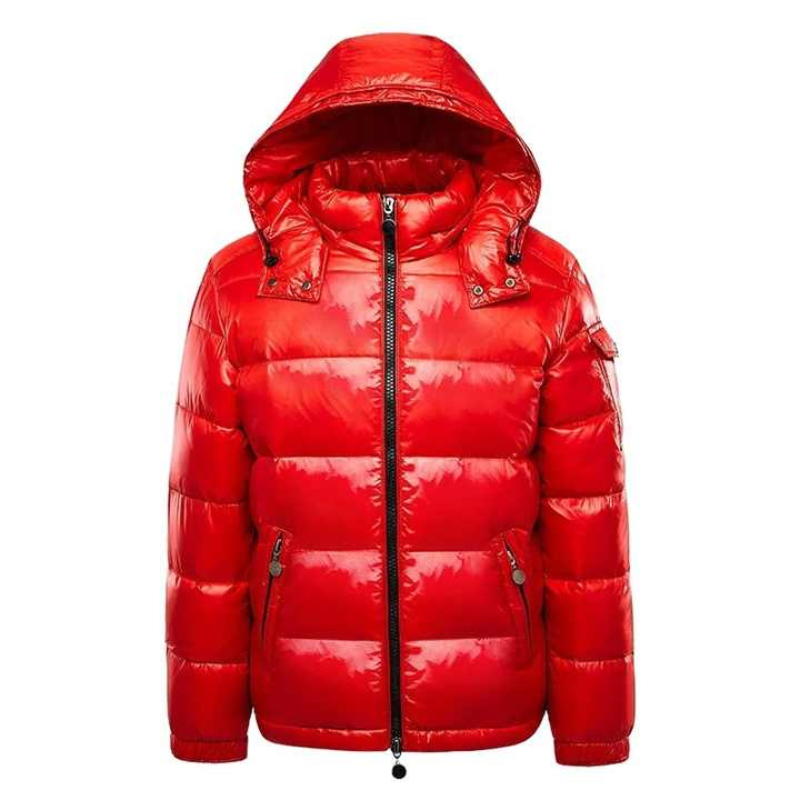 Hyaci Daunenjacke mit schwarzem Glanz