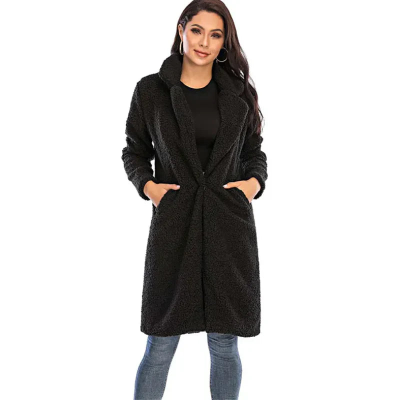Manteau tendance pour femme en matière imitation peluche - Valeria
