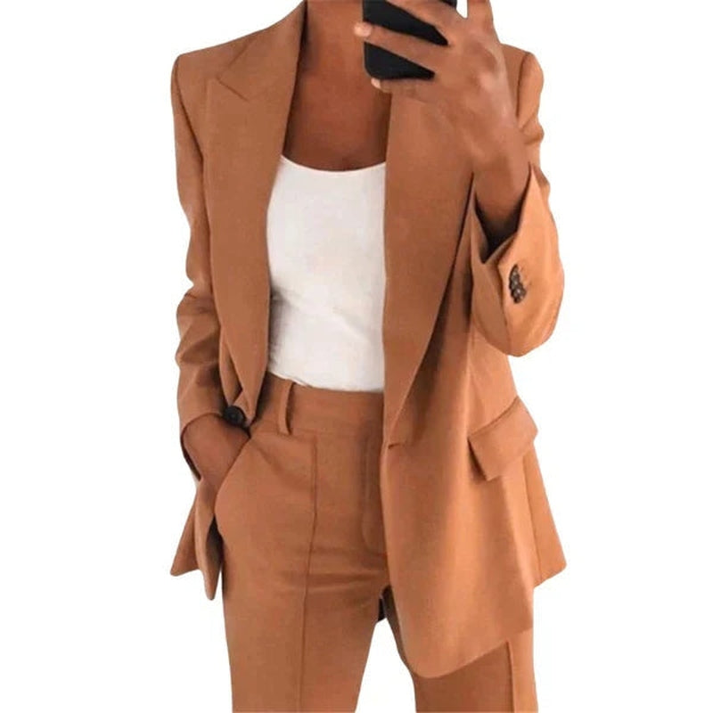 Ensemble blazer pour femme Avelena : Veste et pantalon élégants