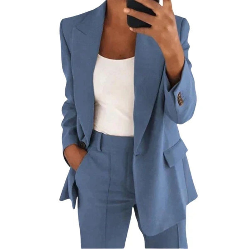 Ensemble blazer pour femme Avelena : Veste et pantalon élégants