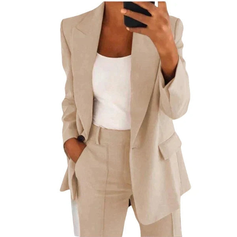 Ensemble blazer pour femme Avelena : Veste et pantalon élégants