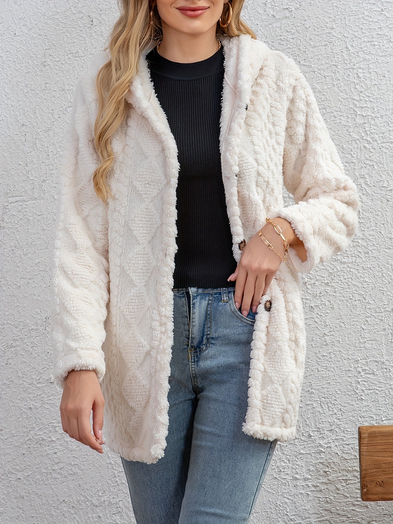 Berg-Feldt | Fluffy Kapuzenjacke mit Knöpfen Polyester Weich und Warm