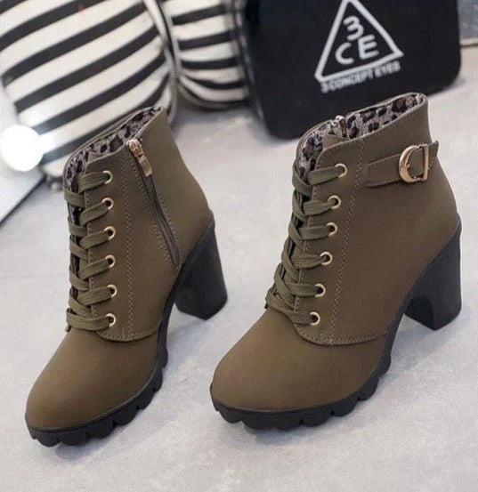 Berg-Feldt | Schnürstiefeletten Zum Aufpeppen Deines Herbst-Outfits