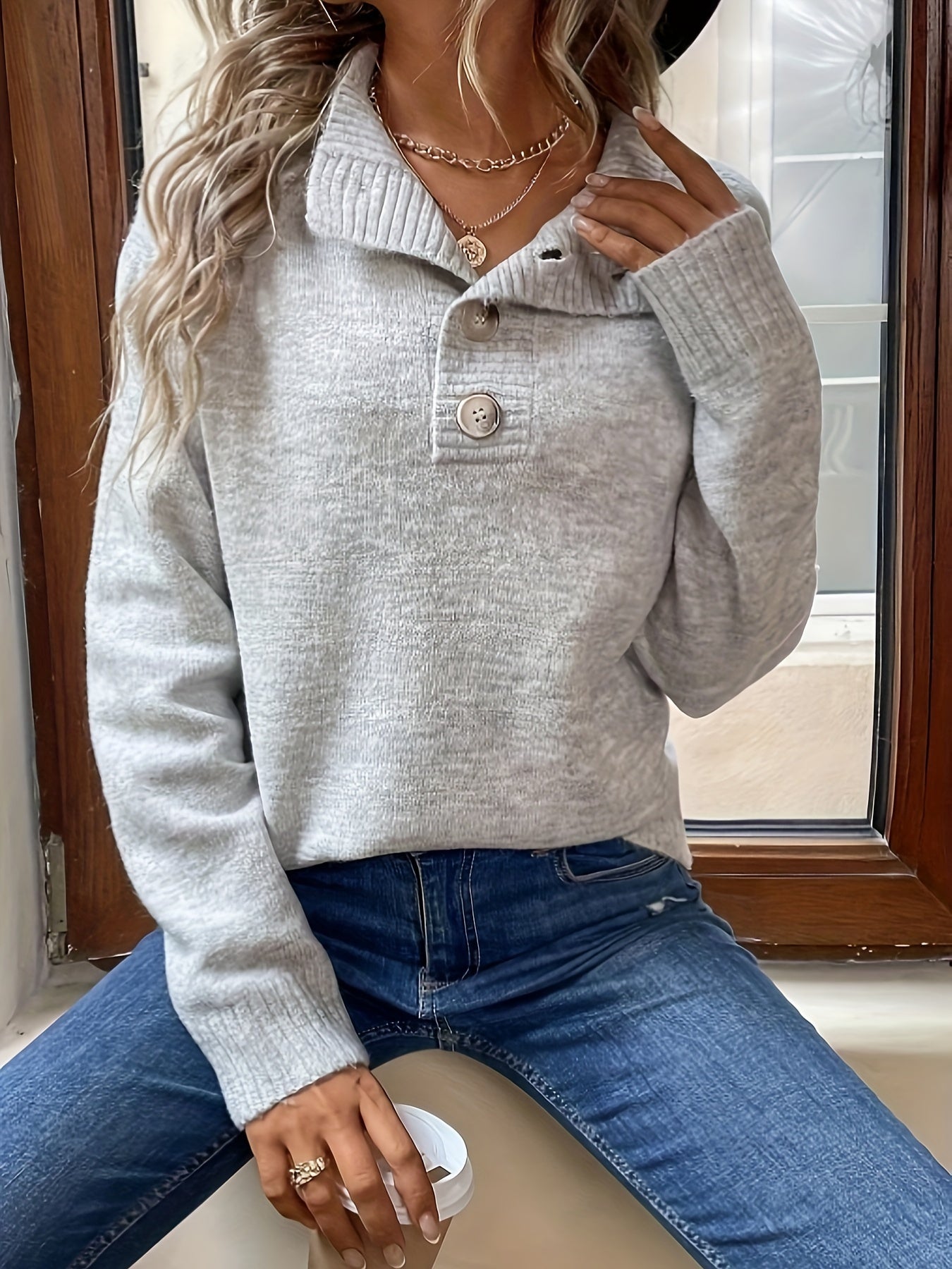 Berg-Feldt | Lässiger Stricksweater mit Knopfdetails Acryl Weich und Bequem
