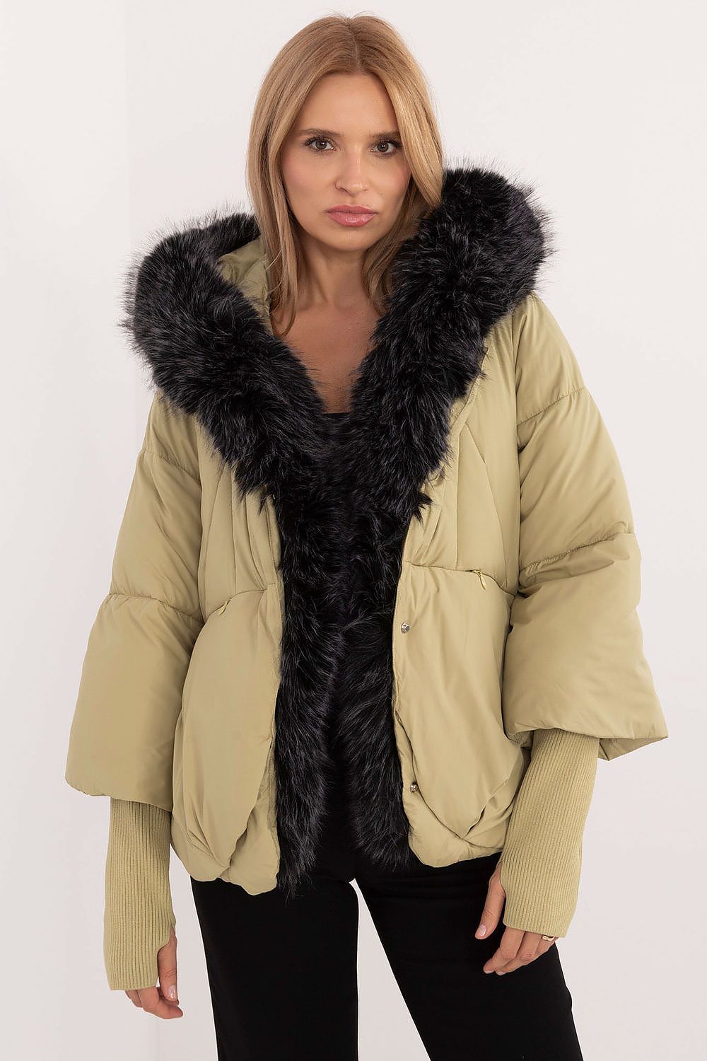 Berg-Feldt | Gefütterte Jacke Kapuze mit Pelzrand Warm und Stilvoll
