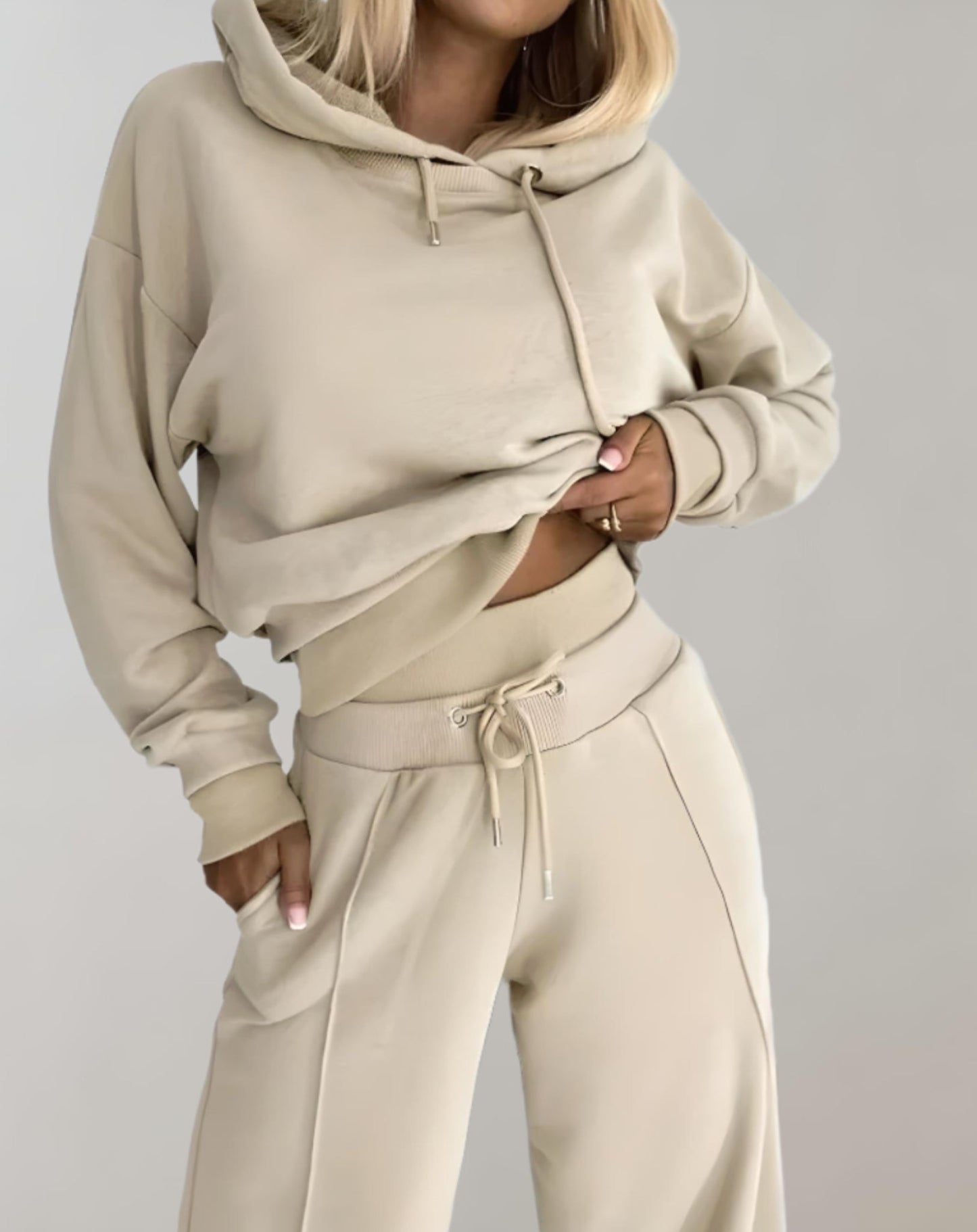 Ensemble confortable à capuche et pantalon large pour femmes - Ariane
