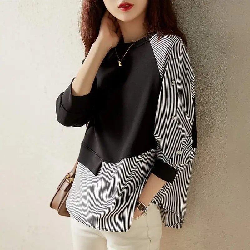 Fudus gestreifte Kapuzenpullover mit Patchwork