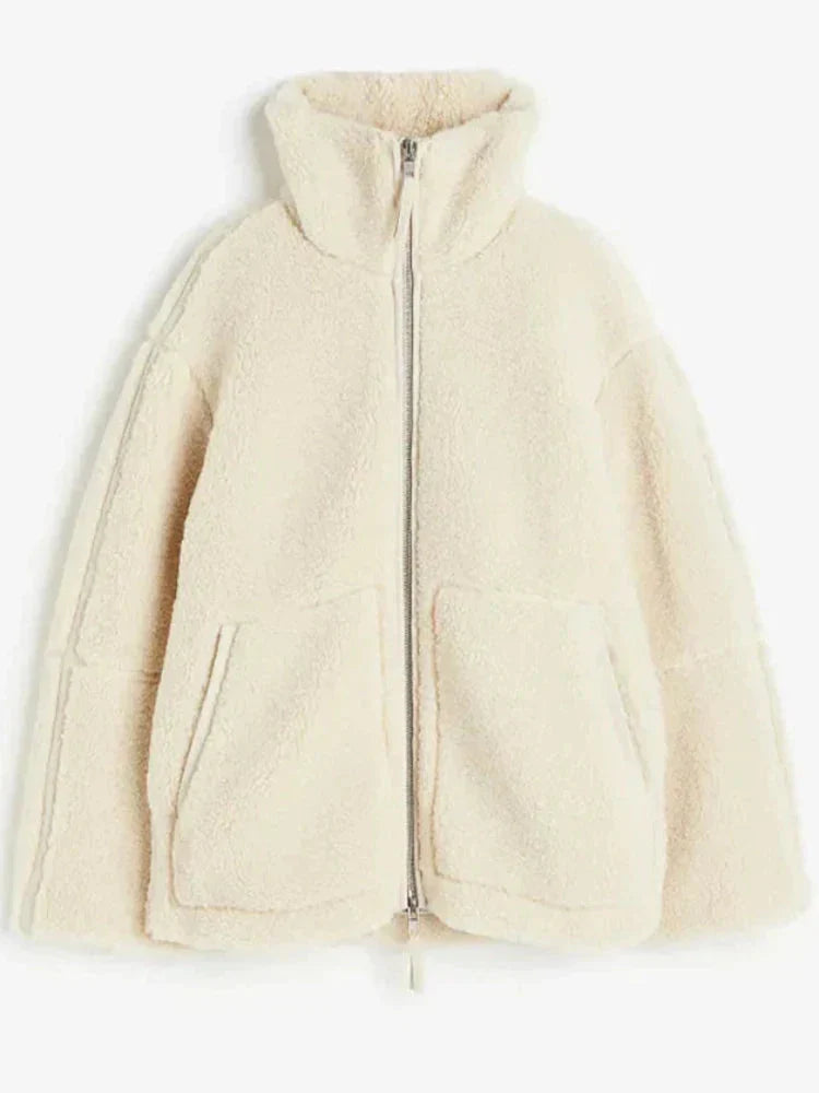 Berg-Feldt | und Kaffee Lammwolljacke für Damen - fluffig und trendy
