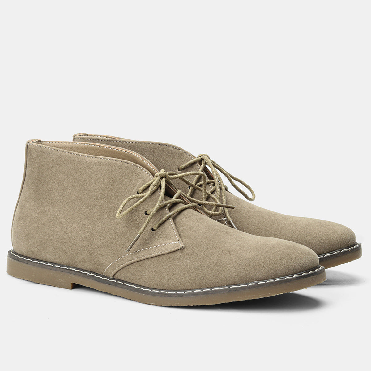 Bottes désert homme par Petr, style vintage classique