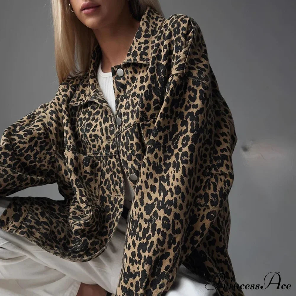 Berg-Feldt | Passform Jeansjacke mit Leopardenstickerei