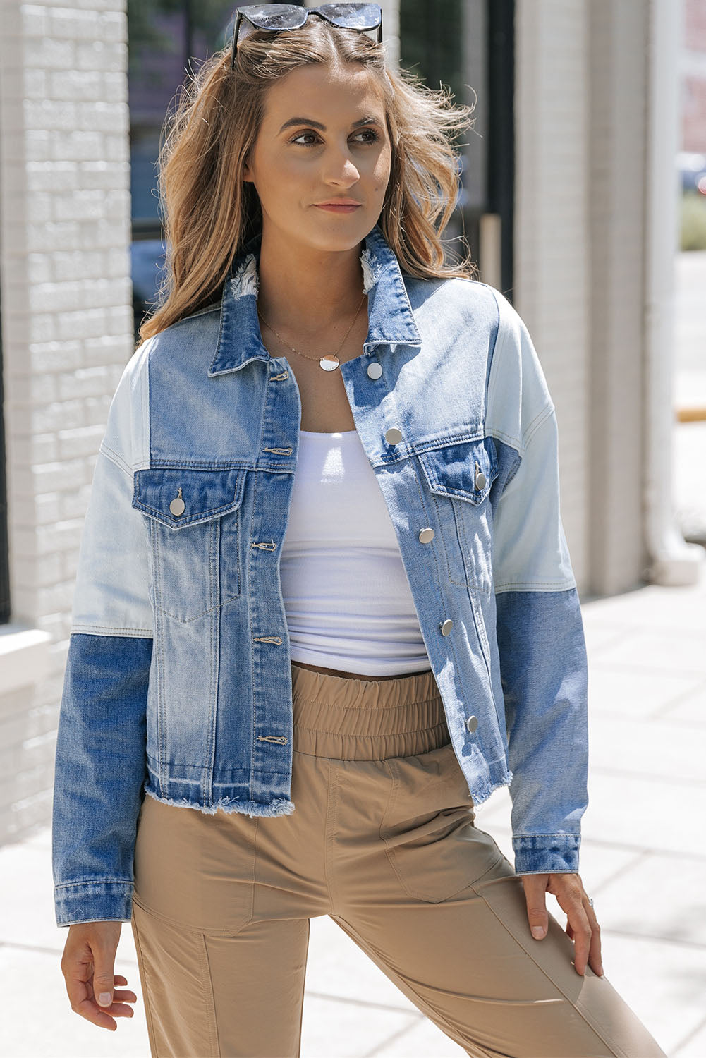 Berg-Feldt | Denimjacke mit Patchwork und Fransigem Saum Herbst Frauen