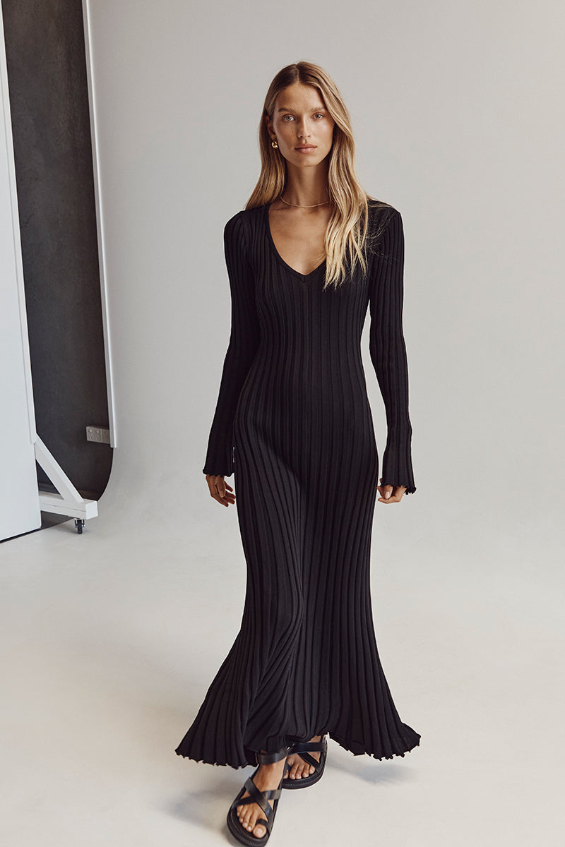 Berg-Feldt | Robe midi en tricot confortable pour femmes avec col en V