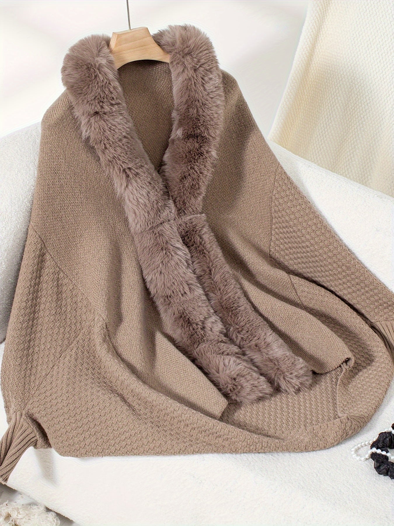 Berg-Feldt | Faux Fur Cardigan mit Schal Kragen Akryl Warm und Elegant