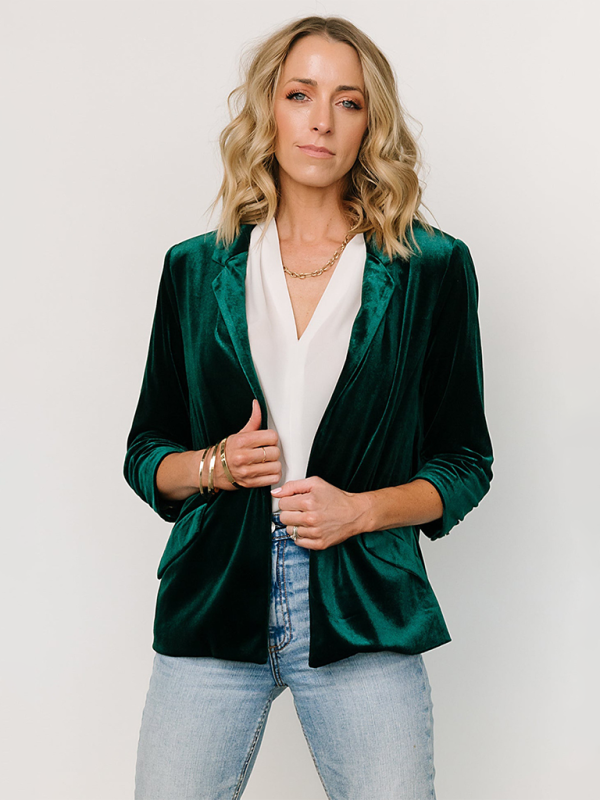 Berg-Feldt | Samt Damenblazer mit Kapuze und Taschen