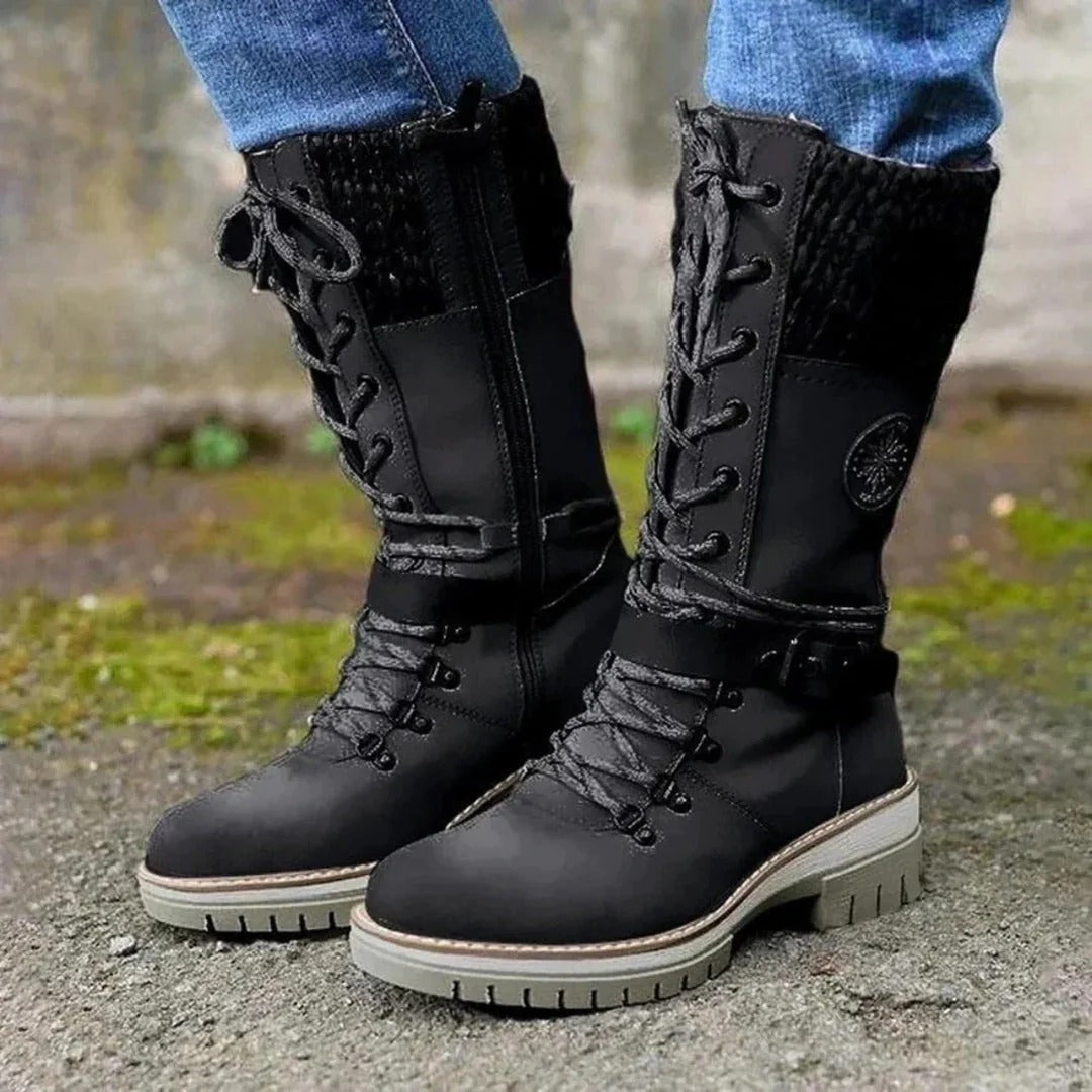 Berg-Feldt | Knielange Stiefel – Schnürung – Wollstrickbund – Seitenreißverschluss – Schnallenriemen