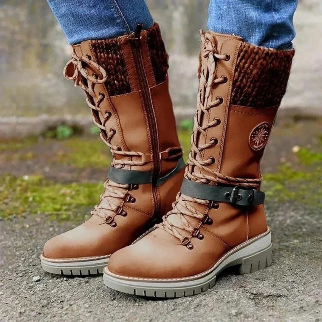 Berg-Feldt | Knielange Stiefel – Schnürung – Wollstrickbund – Seitenreißverschluss – Schnallenriemen