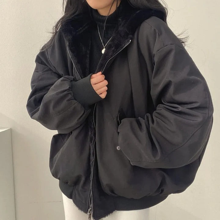 Berg-Feldt | Jacke – Oversized Passform – Kunstfell Gefüttert – Rippbündchen – Hüftlänge
