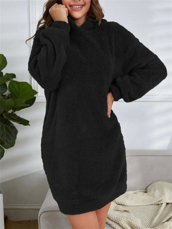 Berg-Feldt | Übergröße Teddy Sweatkleid mit Kapuze