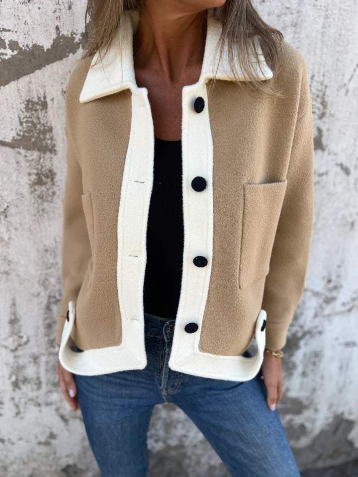 Berg-Feldt | Kontrastjacke mit Knöpfen Weich und Modern Zeitloses Design