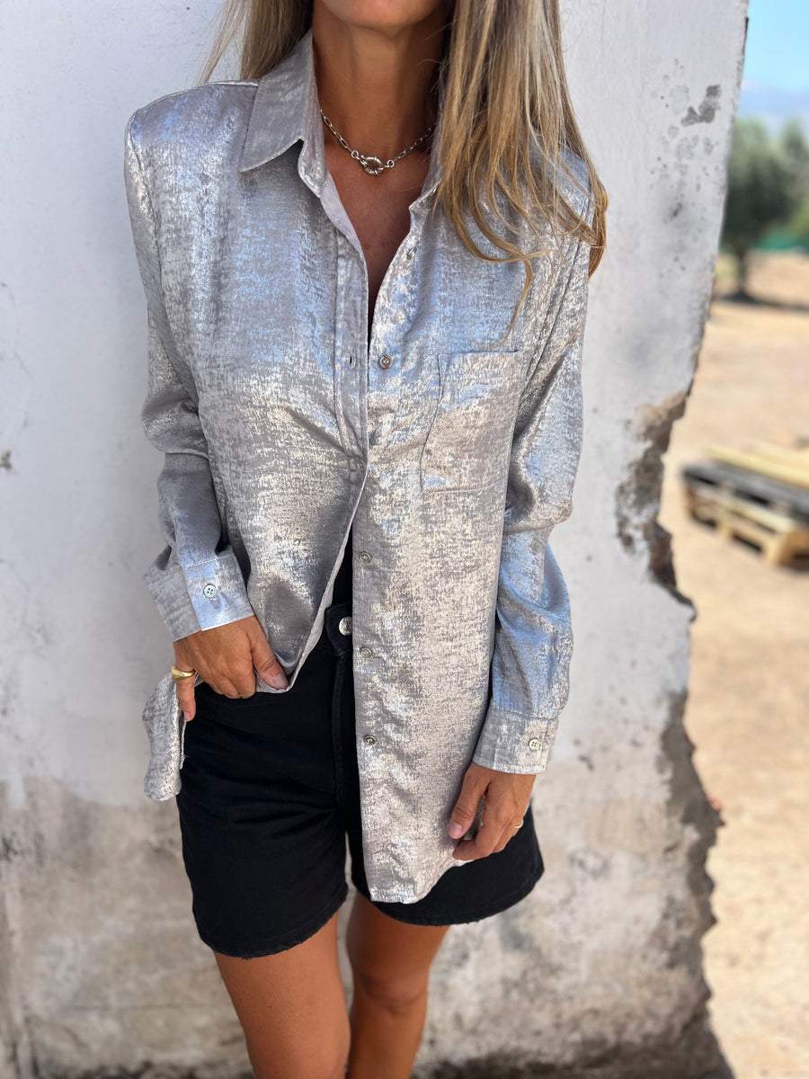 Hera: Elegantes Metallic-Shirt