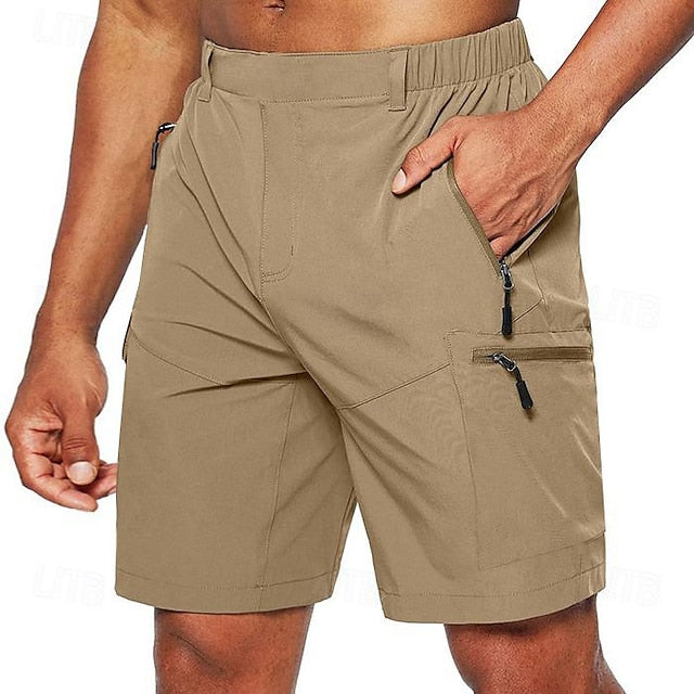 Comfortable cargo shorts for a relaxed summer style by Justinius