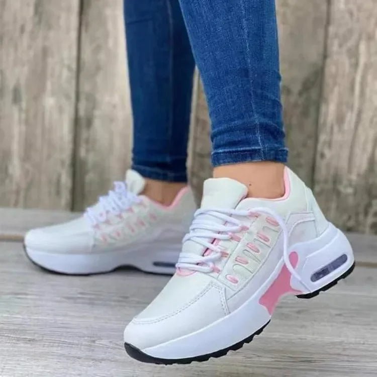 Anji Plateau Sneaker