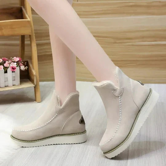 Berg-Feldt | Damenstiefel aus Plüsch-Schafsfell