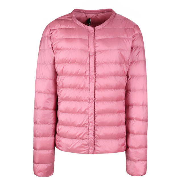 Berg-Feldt | Elegance Essential" kragenlose kompakte Daunenjacke