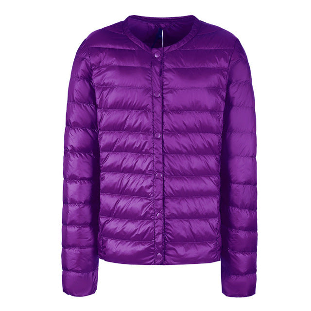 Berg-Feldt | Elegance Essential" kragenlose kompakte Daunenjacke