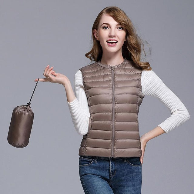 Berg-Feldt | Kompakte Daunenjacke "Urban Chic aus Daunen"
