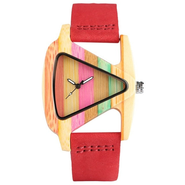 Horloge murale en bois de bambou triangulaire colorée Berg-Feldt