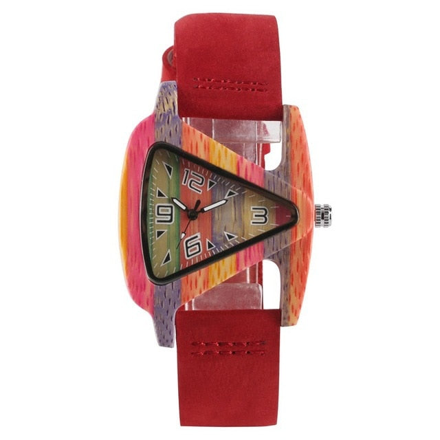 Horloge murale en bois de bambou triangulaire colorée Berg-Feldt