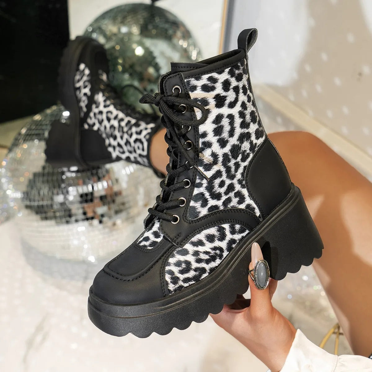 Berg-Feldt | Leopardenmuster Modestiefel für Frauen