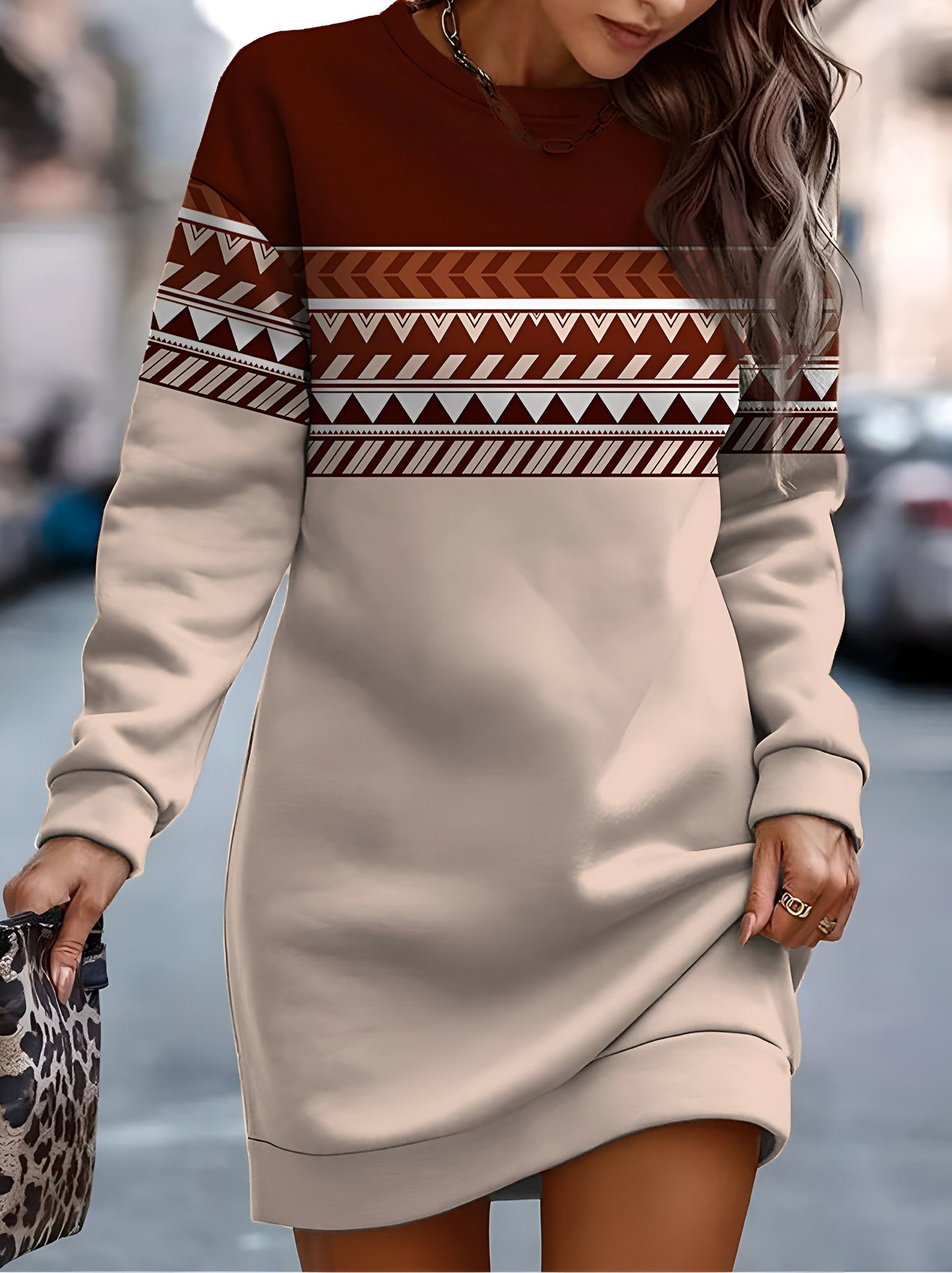 Charlotta: robe sweat oversize confortable et élégante
