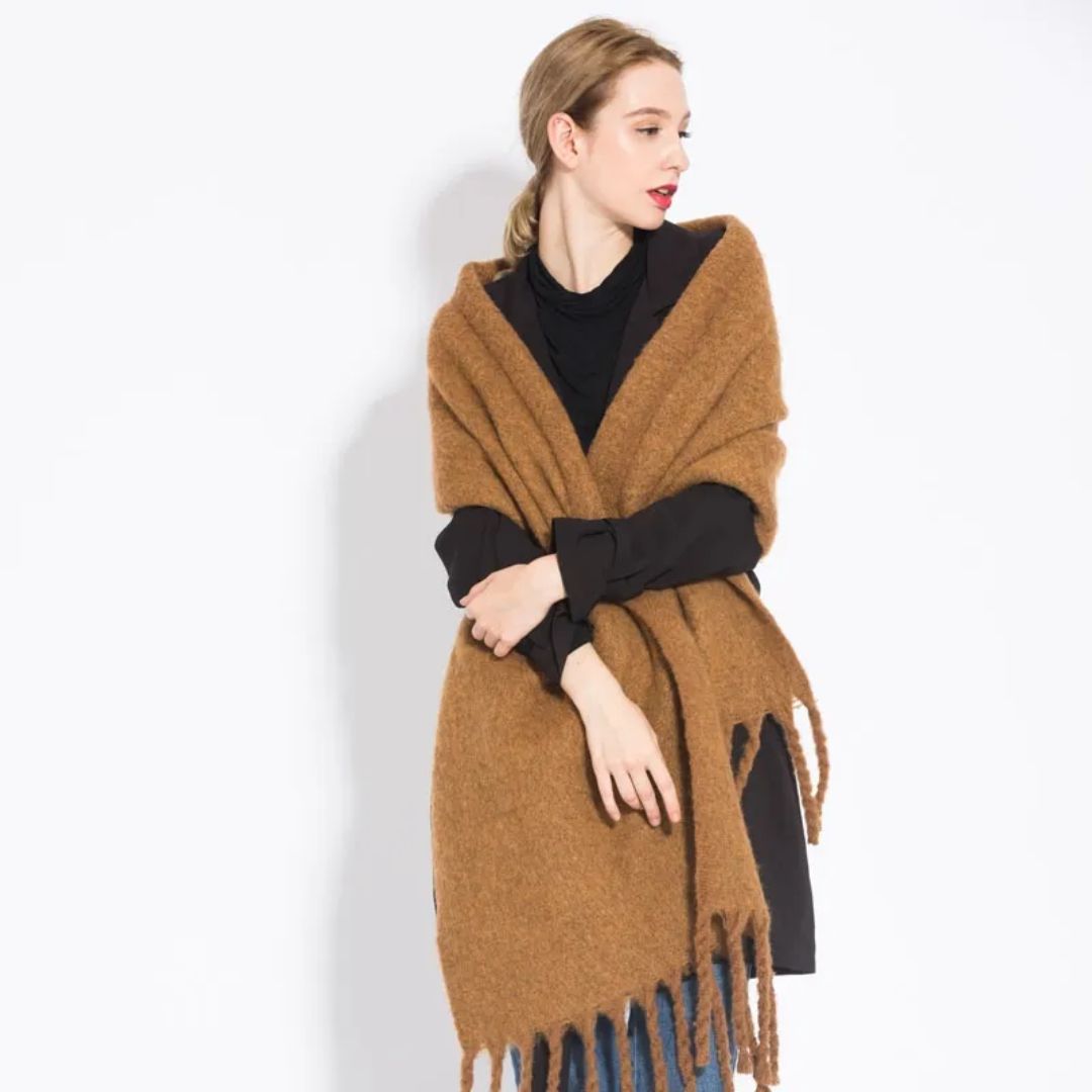 Wärmender Winter Schal für Damen von Wilke